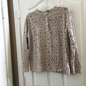 FINAL MARKDOWN specialty collection tee medium